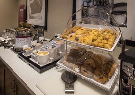 Hampton Inn & Suites Seattle/Redmond