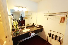 Inn at Lake Washington By OYO I-405