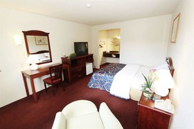 Inn at Lake Washington By OYO I-405