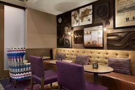 Hampton Inn & Suites Seattle Renton