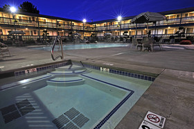 Richland Riverfront Hotel