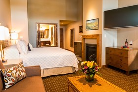 The Lodge At Columbia Point