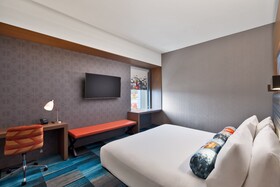 Aloft Seattle Sea-Tac Airport