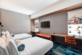 Aloft Seattle Sea-Tac Airport