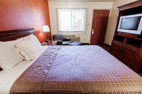 Americas Best Value Airport Inn
