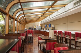 Comfort Inn & Suites Sea-Tac Airport
