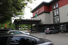 Comfort Inn & Suites Sea-Tac Airport