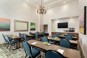Hilton Garden Inn Seattle Airport