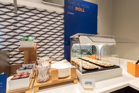 Holiday Inn Express & Suites Seattle-Sea-Tac Airport