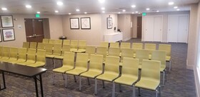 Holiday Inn Express & Suites Seattle-Sea-Tac Airport