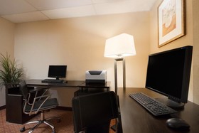 Ramada by Wyndham SeaTac Airport