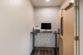 SureStay Plus Hotel by Best Western SeaTac Airport