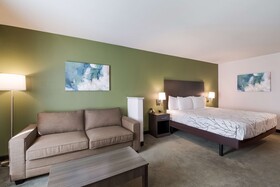 SureStay Plus Hotel by Best Western SeaTac Airport