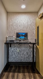 SureStay Plus Hotel by Best Western SeaTac Airport