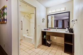 SureStay Plus Hotel by Best Western SeaTac Airport