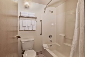 SureStay Plus Hotel by Best Western SeaTac Airport