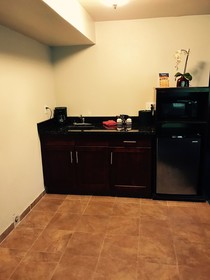 Sutton Suites Hotel
