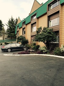 Sutton Suites Hotel
