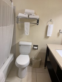 Sutton Suites Hotel
