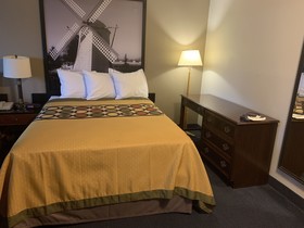 Sutton Suites Hotel