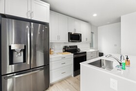 Ballard's Sweet Suites