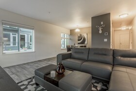 Domicile Suites At Elliott Bayview