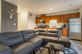 Domicile Suites At Elliott Bayview