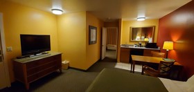 Olympic View Inn