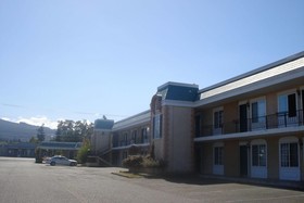 Sequim West Inn