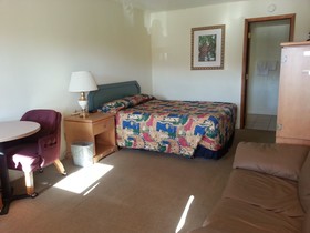 Shelton Inn