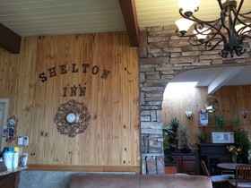 Shelton Inn
