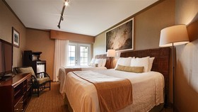 Doubletree by Hilton Silverdale