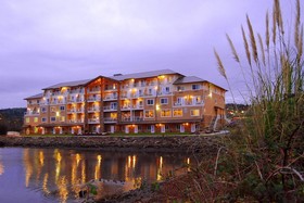 Oxford Suites Silverdale