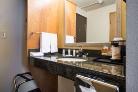 Quality Inn & Suites Silverdale