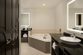 Davenport Grand