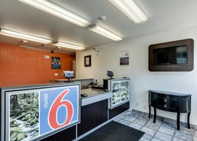 Motel 6 Spokane West Downtown