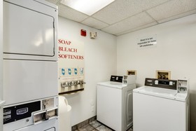 Motel 6 Spokane West Downtown