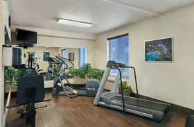 Oxford Suites Spokane Valley