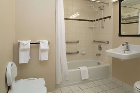 Ramada by Wyndham Downtown Spokane