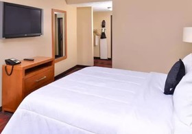 Quality Inn & Suites Airport