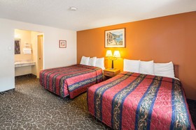 Howard Johnson by Wyndham Spokane