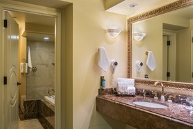 Davenport Hotel, Autograph Collection