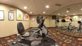 Holiday Inn Express Hotel & Suites Sumner