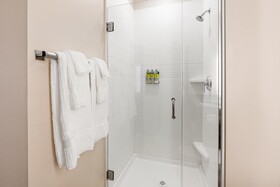 IHG Candlewood Suites Sumner