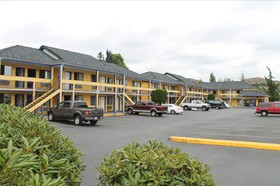 Sumner Motor Inn
