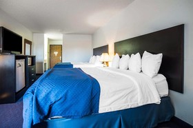 Fairbridge Inn & Suites, Sunnyside