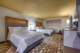 Holiday Inn Tacoma Mall