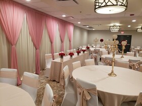 Holiday Inn Tacoma Mall