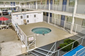 Motel 6 Tacoma, WA - South