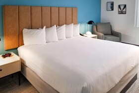 Thea Tacoma, Ascend Hotel Collection